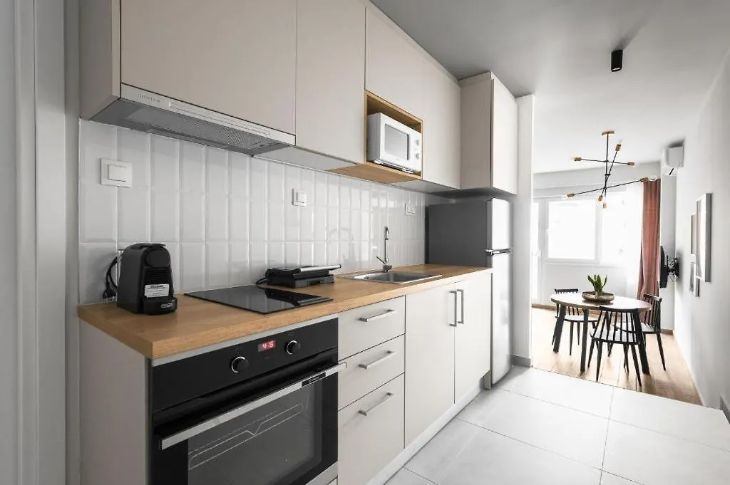 Big Apple, Nilie Hospitality Mgmt Apartment Salonic